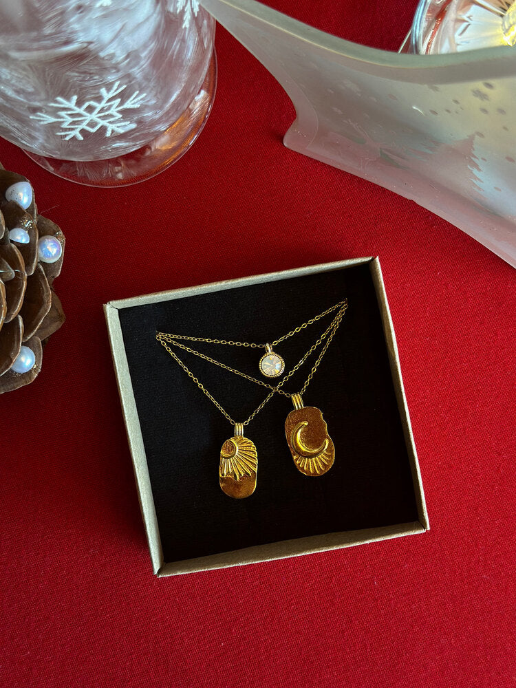 Beyaz Taşlı Kolye - Mond Jewelry