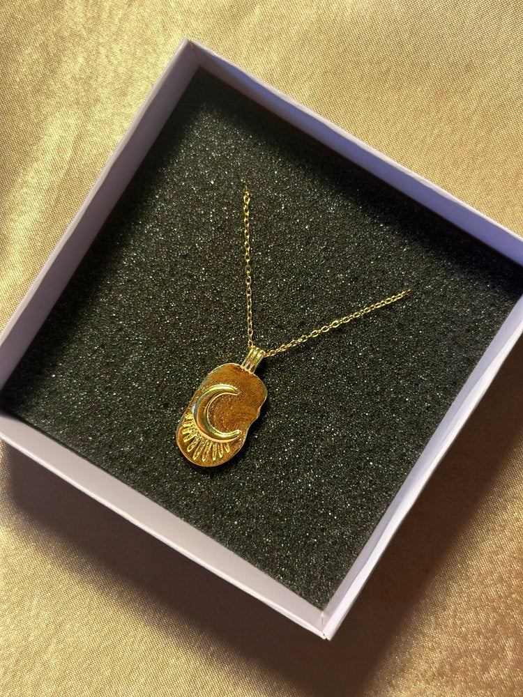 Ay Kolye - Mond Jewelry