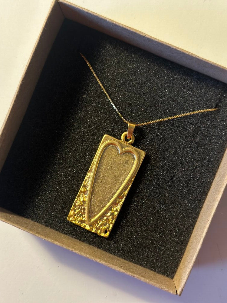 Kalpli Mat Altın Kaplama Kolye - Mond Jewelry