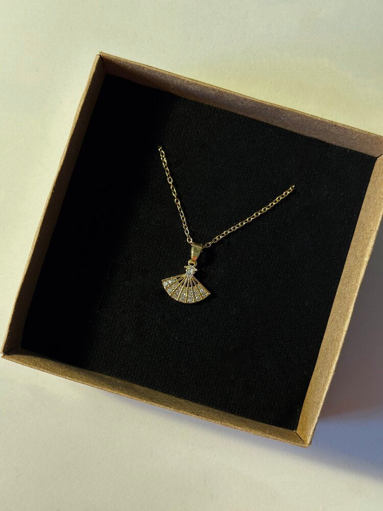 Mini Yelpaze Kolye - Mond Jewelry