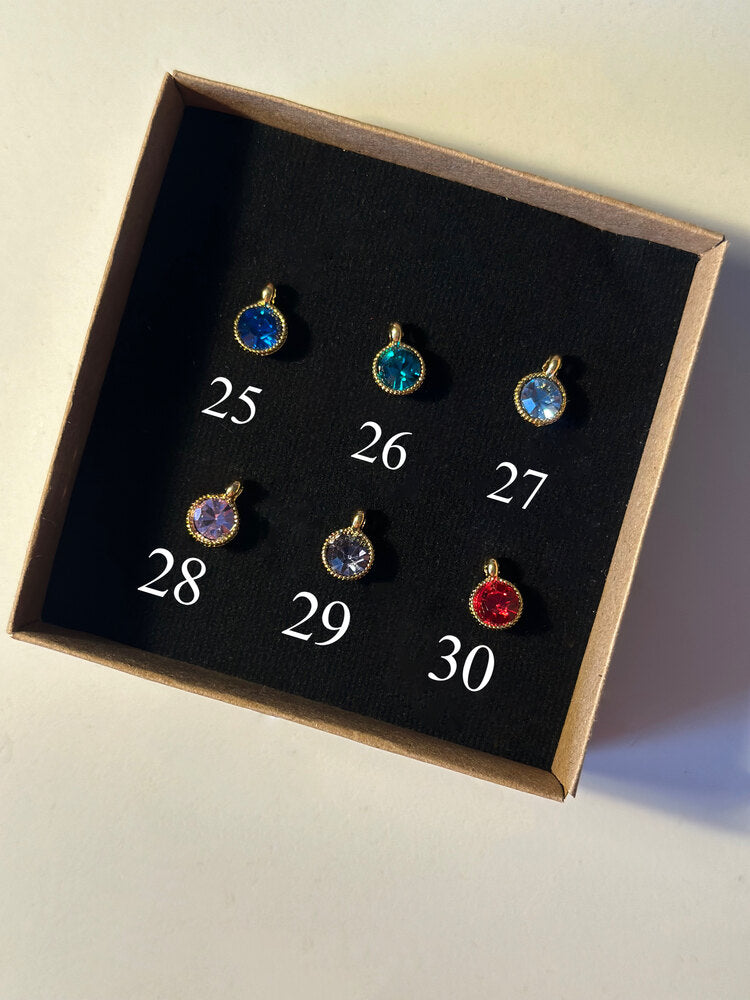 Yuvarlak Yıldız Kilitli Charm Kolye - Mond Jewelry