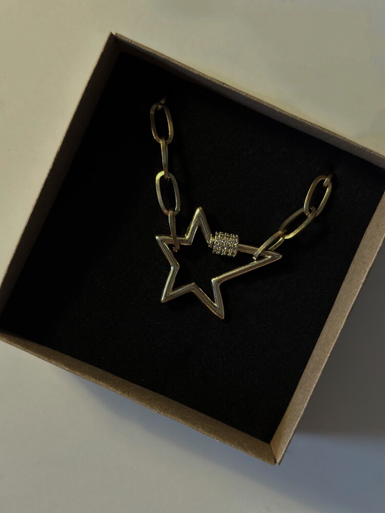 Yıldız Kilitli Kolye - Mond Jewelry